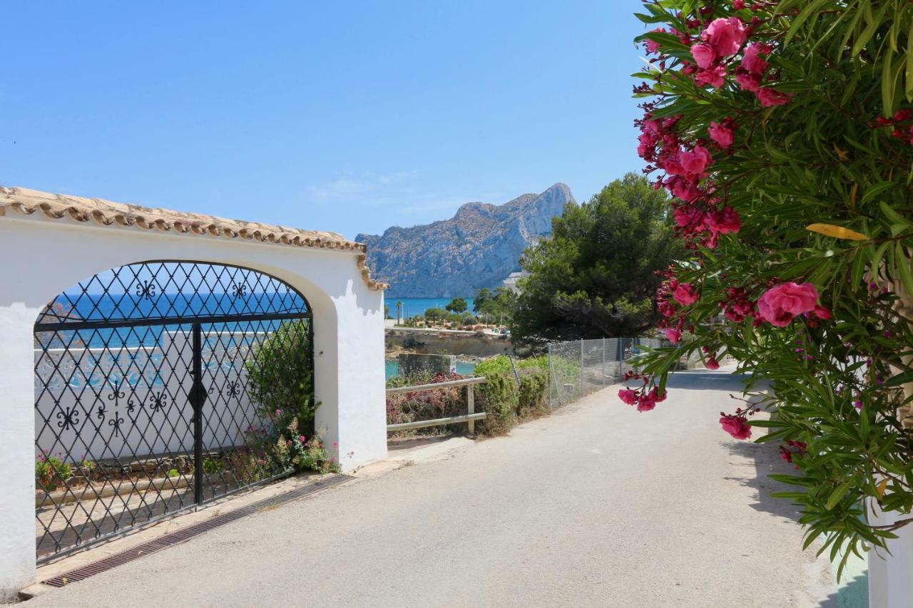 Villa Calalga Сasa Frente A La Playa Con Piscina Privada Calpe Exterior foto