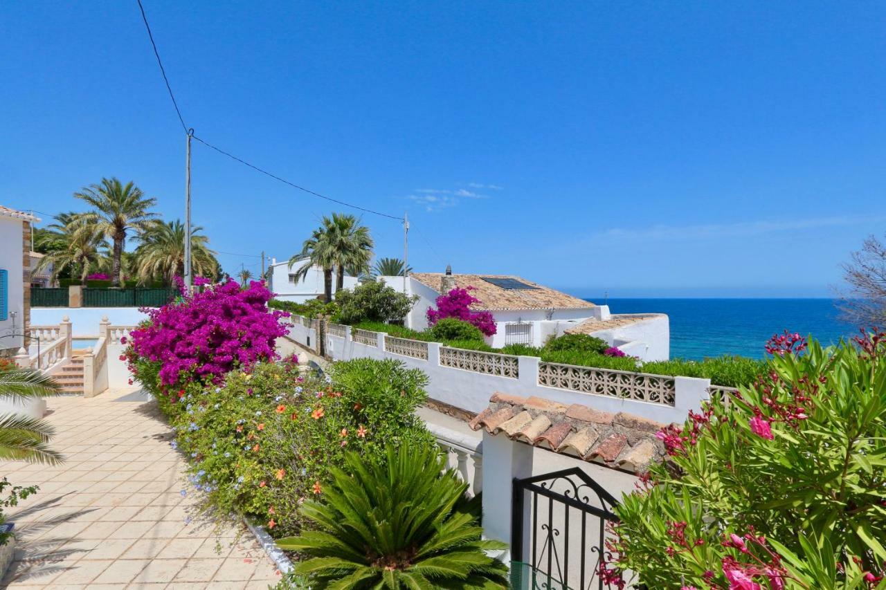 Villa Calalga Сasa Frente A La Playa Con Piscina Privada Calpe Exterior foto